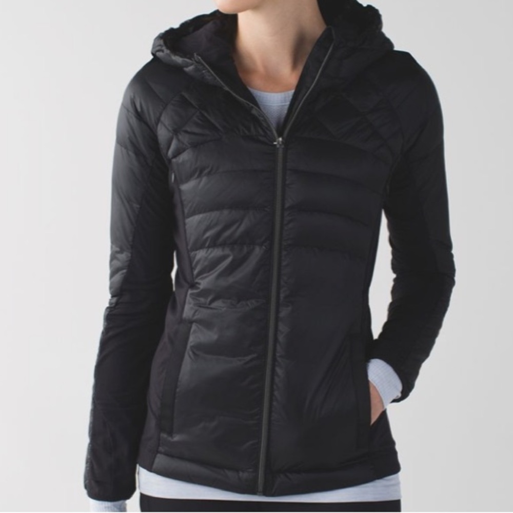 Lululemon Black Down For A Run Puffer Jacket | Size 2
